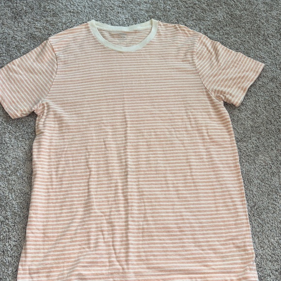 2 Old Navy men’s shortsleeve large shirt. Orange/white and blue/white stripe. - Picture 4 of 5